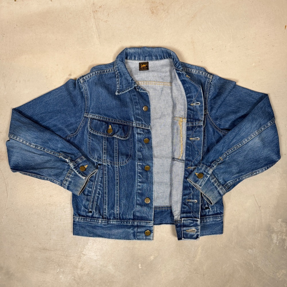 Vintage Lee Riders Denim Trucker Jacket Blue Made in USA Mens Size M